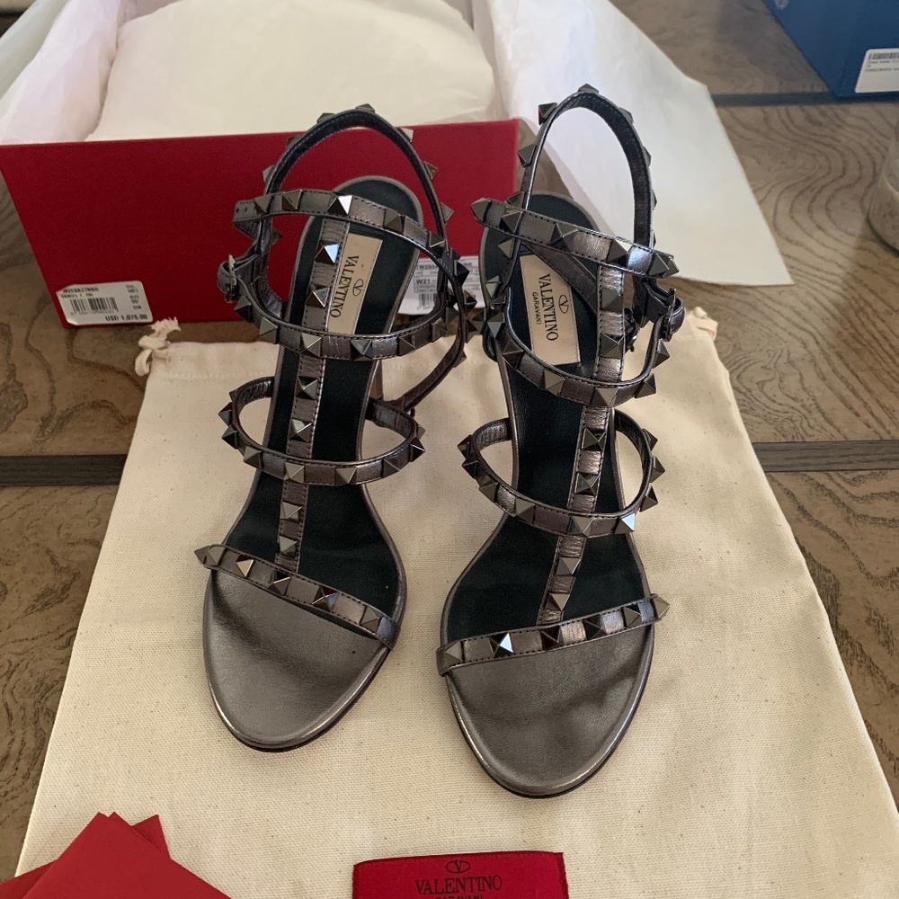 Valentino designer rock stud pewter open cage sandal heels